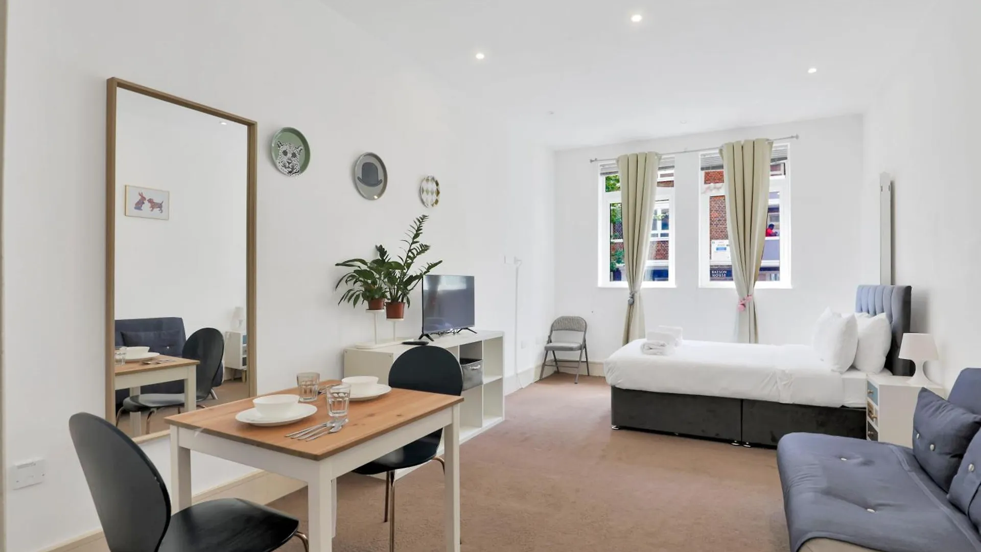 Prime Location London Studio