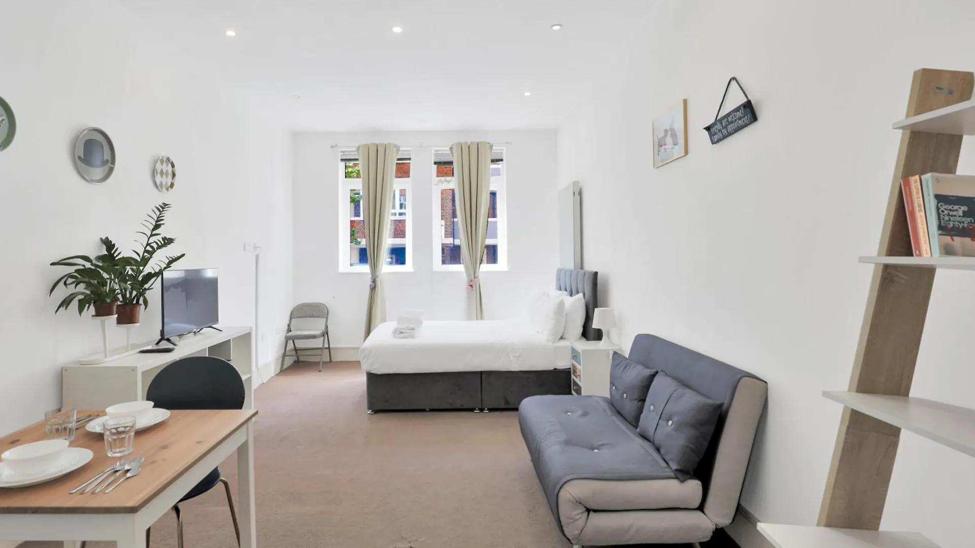 Prime Location London Studio Apartment